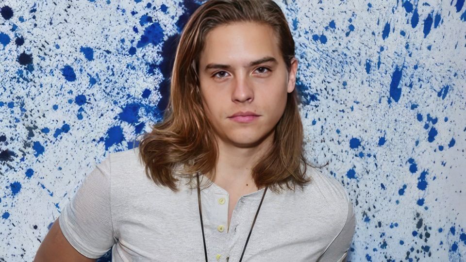 Dylan Sprouse biography, twin, girlfriend, net worth, age, height 2023 ...