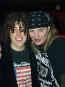 LP (singer) biography, partner, young pictures, height, age 2026 ...