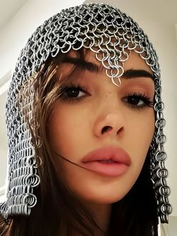 Bianca Censori biography, age, outfits, Grammys, photos before Kanye